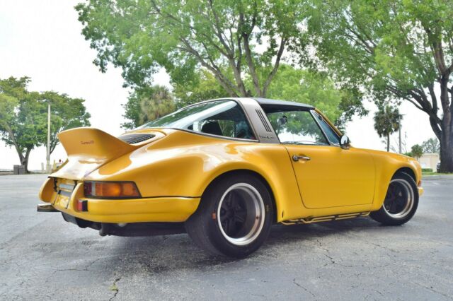 Porsche 911 1973 image number 11