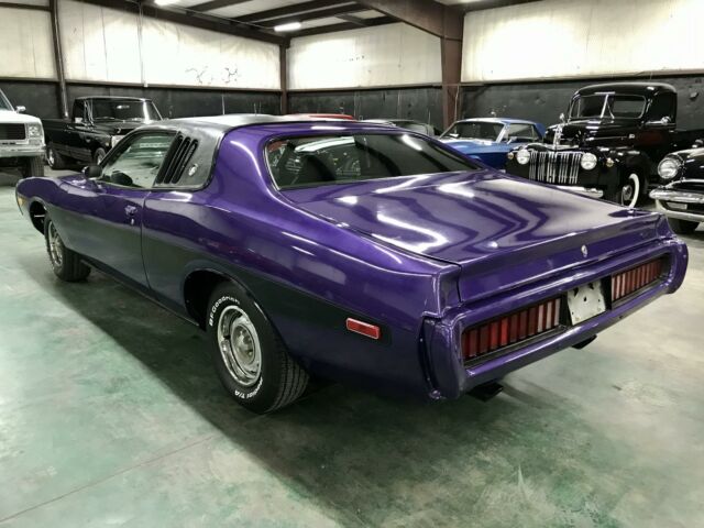 Dodge Charger 1973 image number 2