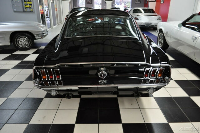 Ford Mustang 1967 image number 19