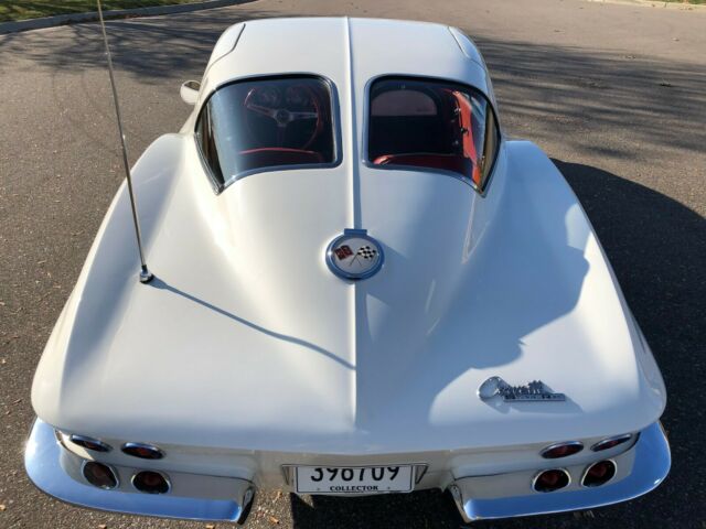 Chevrolet Corvette 1963 image number 27