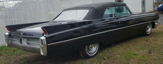 Cadillac DeVille 1963 image number 20