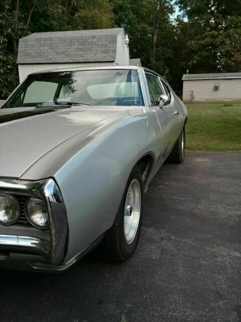 Pontiac Le Mans 1968 image number 27