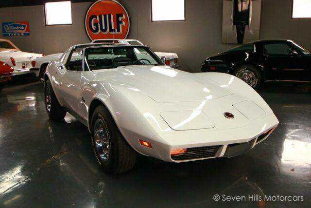 Chevrolet Corvette 1973 image number 22