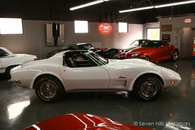 Chevrolet Corvette 1973 image number 5