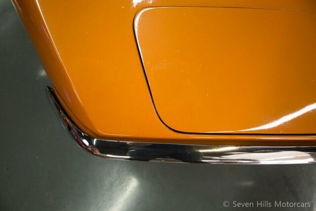 Chevrolet Corvette 1971 image number 11