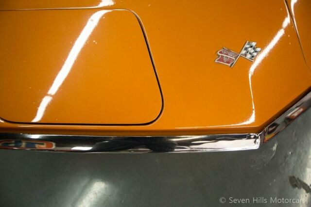 Chevrolet Corvette 1971 image number 12