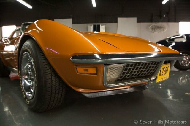 Chevrolet Corvette 1971 image number 16