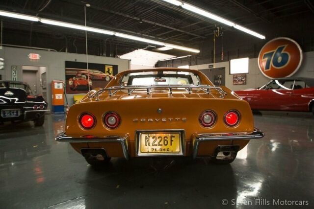 Chevrolet Corvette 1971 image number 26