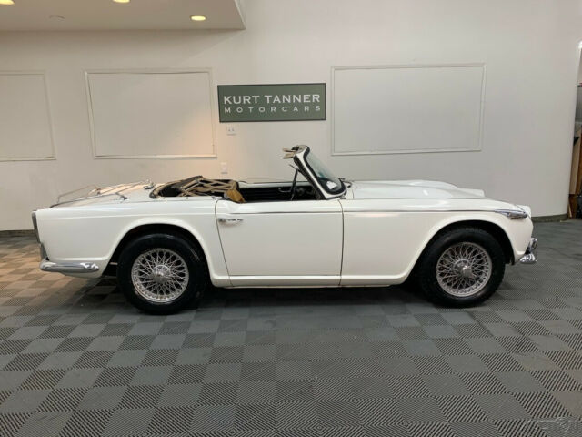 Triumph TR4A 1966 image number 15