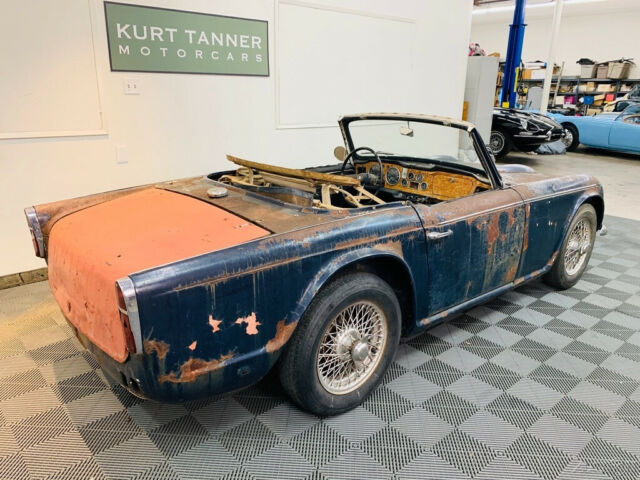 Triumph TR4A 1966 image number 3