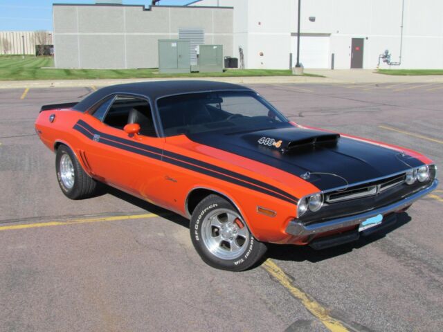 Dodge Challenger 1971 image number 27