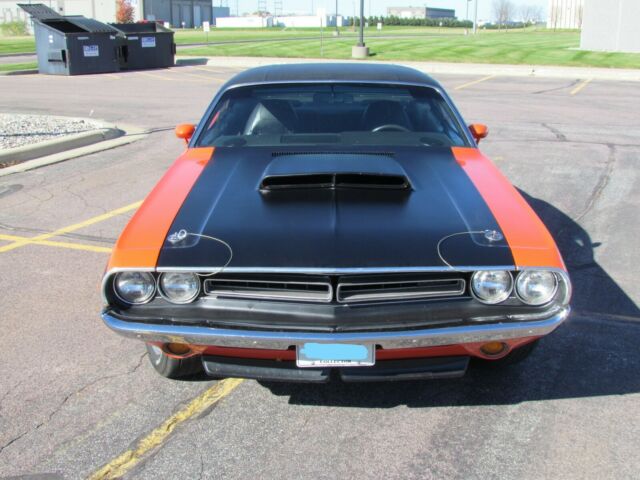 Dodge Challenger 1971 image number 28