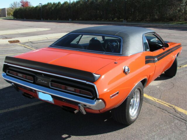 Dodge Challenger 1971 image number 33