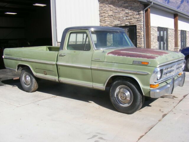 Ford F-250 1971 image number 0