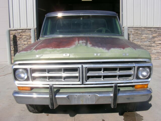 Ford F-250 1971 image number 2