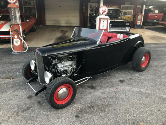 Ford Roadster 1932 image number 32