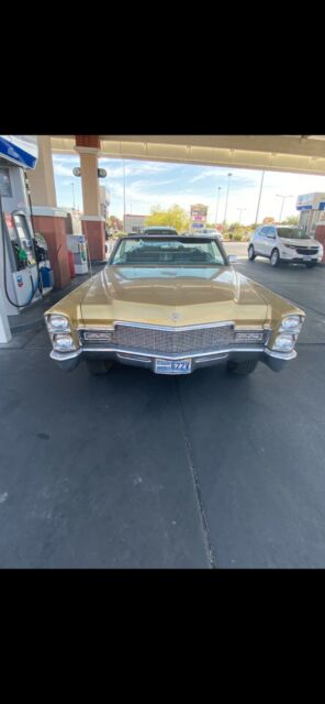 Cadillac DeVille 1968 image number 1