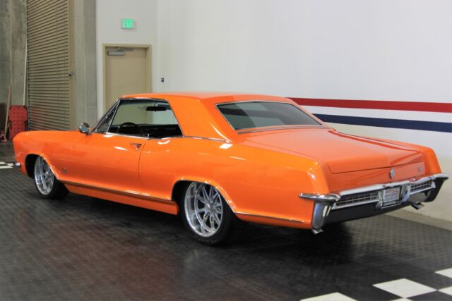 Buick Riviera 1965 image number 29