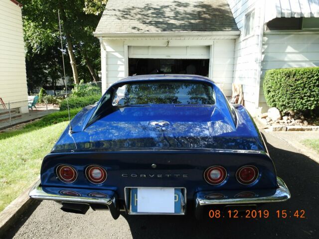 Chevrolet Corvette 1972 image number 15