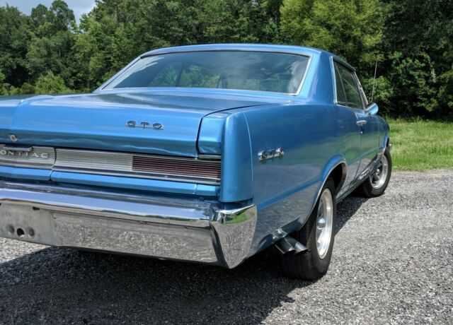 Pontiac GTO 1964 image number 28