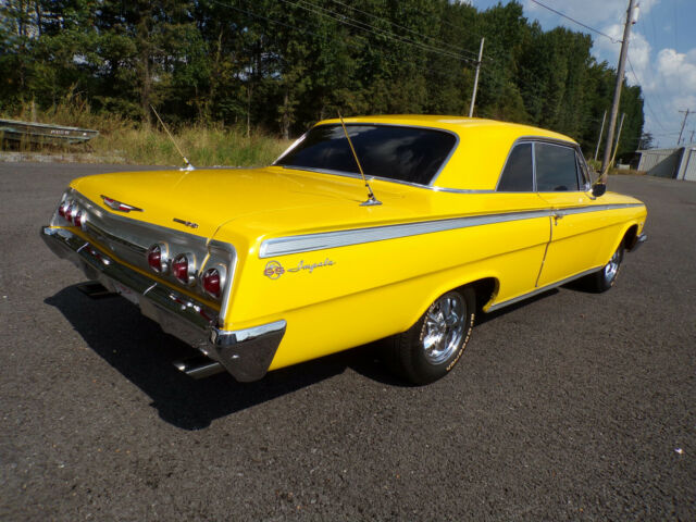 Chevrolet Impala 1962 image number 2