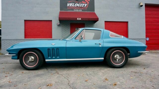 Chevrolet Corvette 1966 image number 15