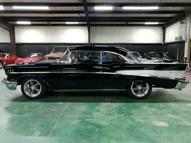 Chevrolet Bel Air/150/210 1957 image number 1