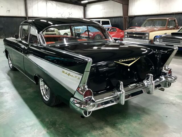 Chevrolet Bel Air/150/210 1957 image number 2