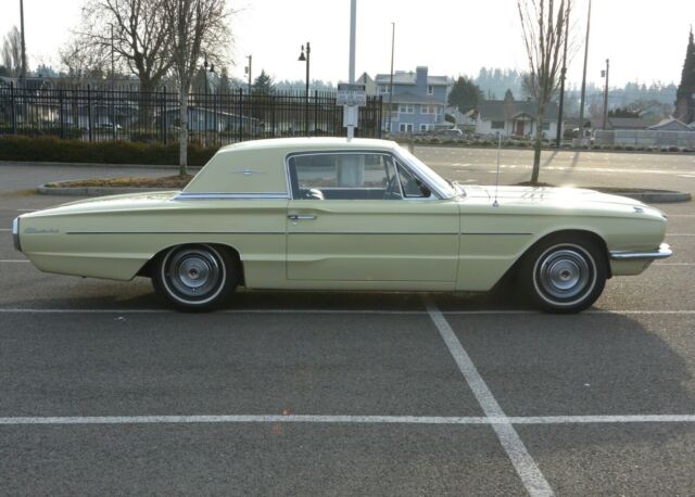 Ford Thunderbird 1966 image number 28