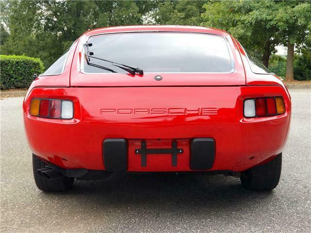 Porsche 928 1979 image number 16