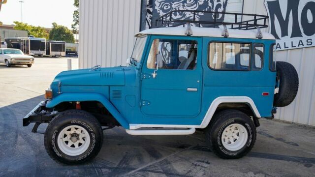 Toyota FJ40 1978 image number 28