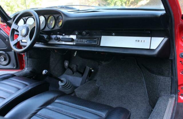 Porsche 911 1968 image number 28