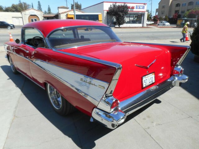 Chevrolet Bel Air/150/210 1957 image number 23