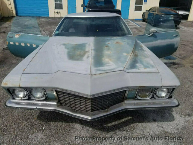 Buick Riviera 1972 image number 21