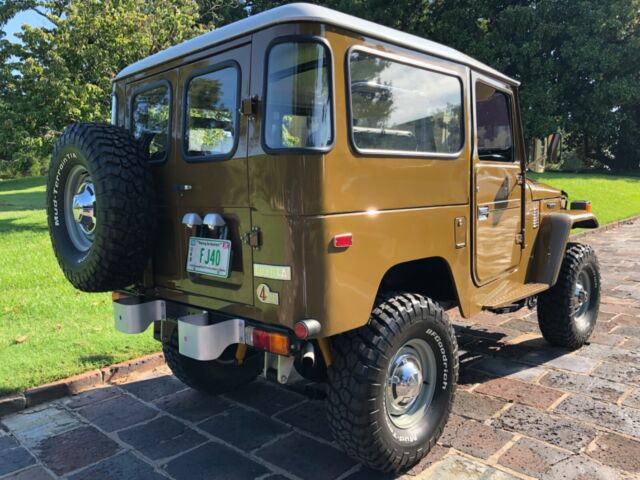 Toyota Land Cruiser 1975 image number 46