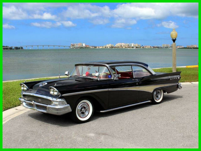 Ford Fairlane 1958 image number 0