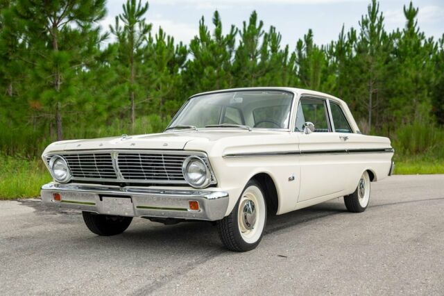 Ford Falcon 1965 image number 2