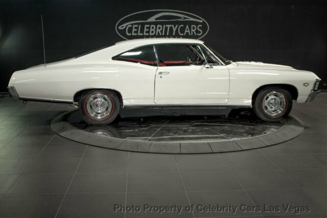 Chevrolet Impala 1967 image number 19