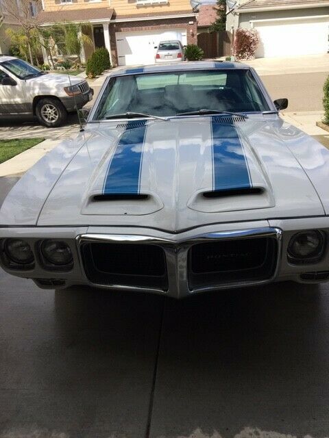 Pontiac Firebird 1969 image number 0