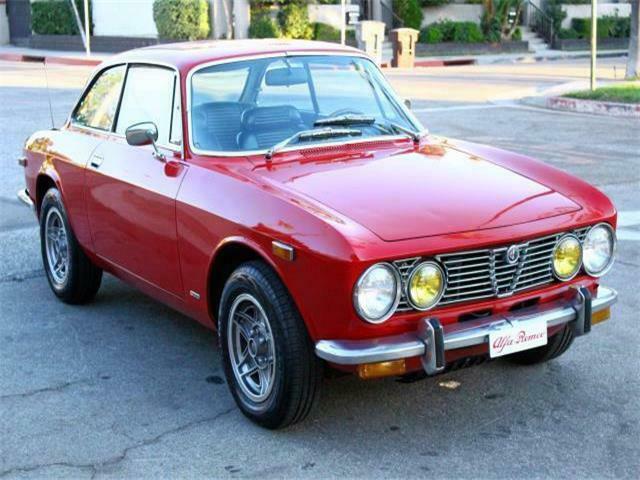 Alfa Romeo GTV 1974 image number 0