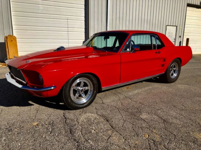 Ford Mustang 1967 image number 1