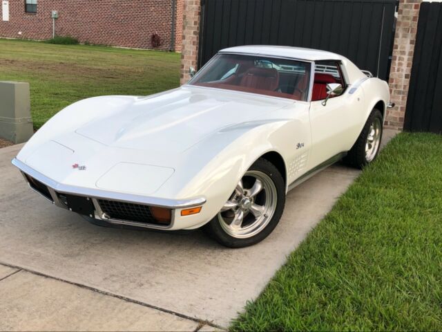 Chevrolet Corvette 1972 image number 14