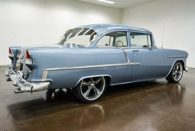 Chevrolet Bel Air 210 Post 1955 image number 30