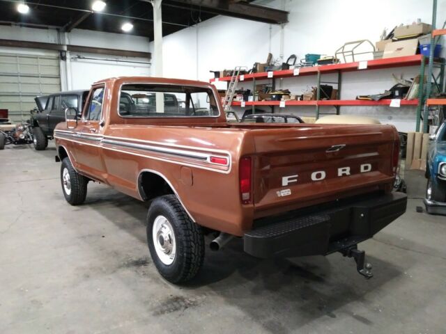 Ford F-250 1977 image number 31