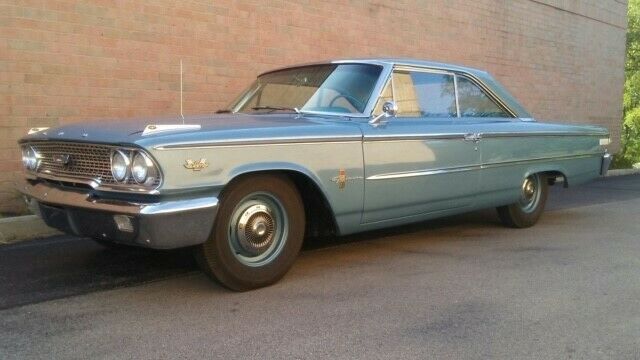 Ford Galaxie 1963 image number 0