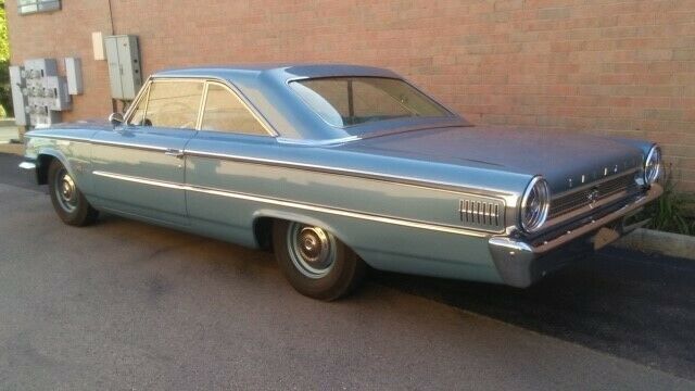 Ford Galaxie 1963 image number 12