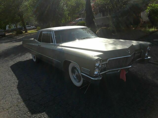 Cadillac DeVille 1968 image number 1