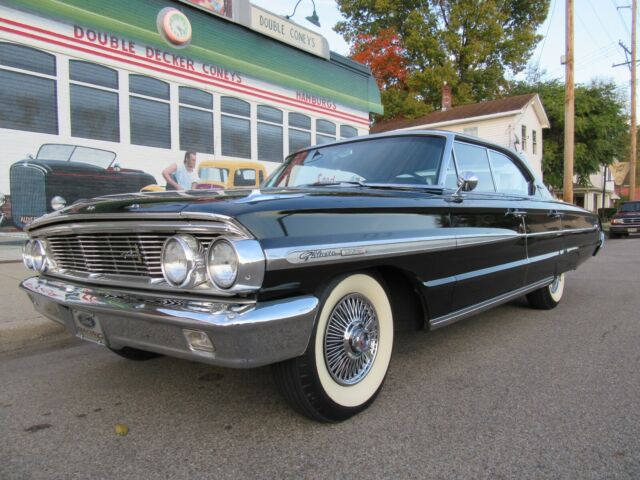 Ford Galaxie 1964 image number 1