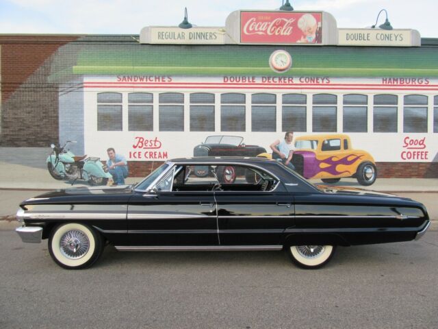 Ford Galaxie 1964 image number 2