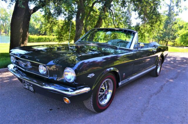 Ford Mustang 1966 image number 0